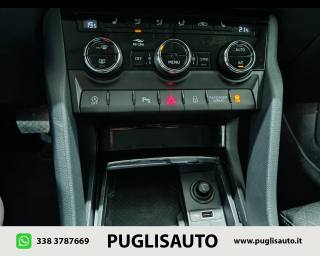 SKODA Karoq usata, con Sensori di parcheggio posteriori