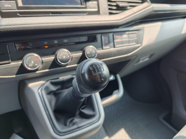 VOLKSWAGEN Transporter usata 24