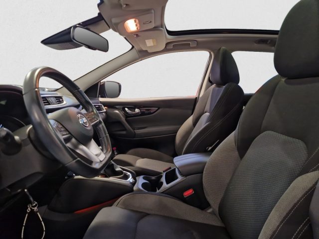NISSAN Qashqai usata, con Climatizzatore