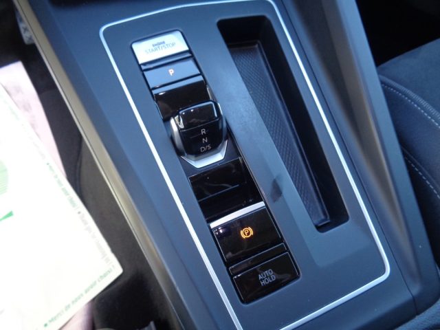 VOLKSWAGEN Golf usata, con Controllo trazione