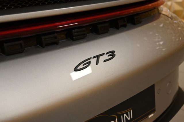 PORSCHE 992 usata 18