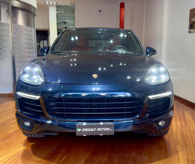 PORSCHE Cayenne usata, con Airbag