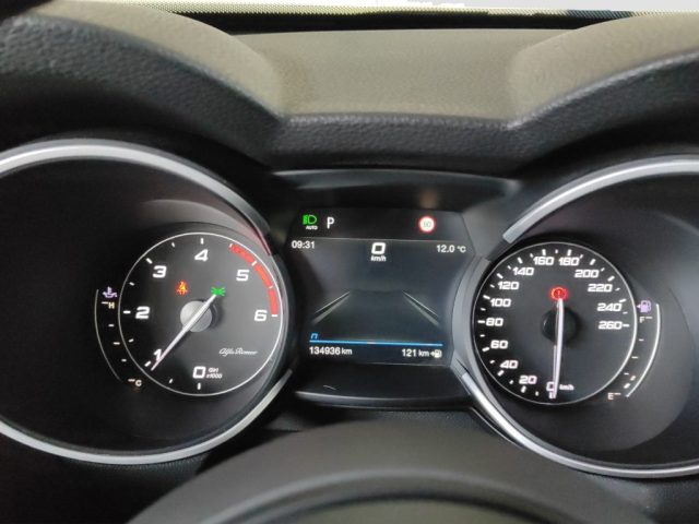 ALFA ROMEO Stelvio usata 14