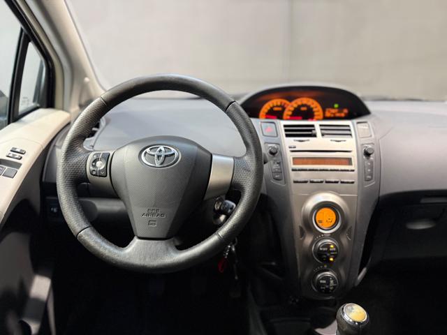 TOYOTA Yaris usata, con Controllo trazione