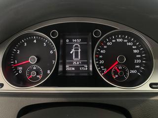VOLKSWAGEN Passat usata, con Controllo trazione