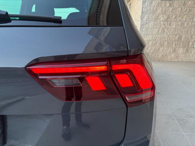 VOLKSWAGEN Tiguan usata, con Leve al volante