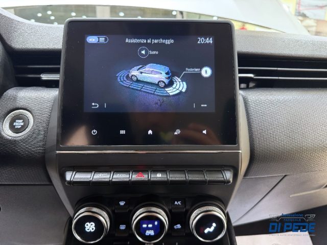 RENAULT Clio usata, con Fari LED