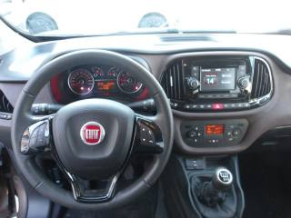 FIAT Doblo usata, con Controllo automatico clima