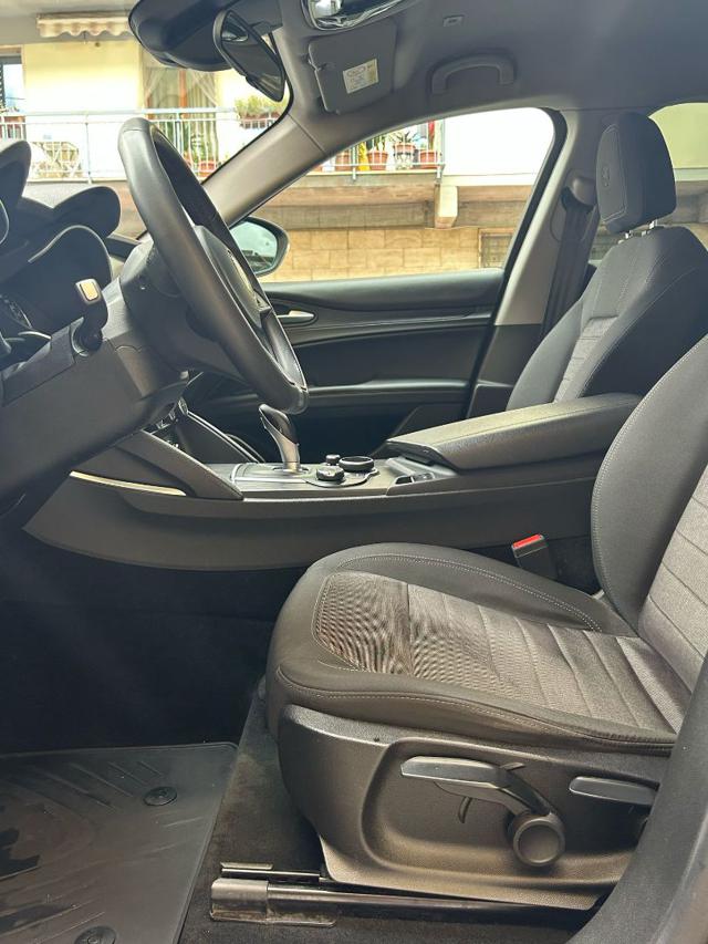 ALFA ROMEO Stelvio usata, con Alzacristalli elettrici