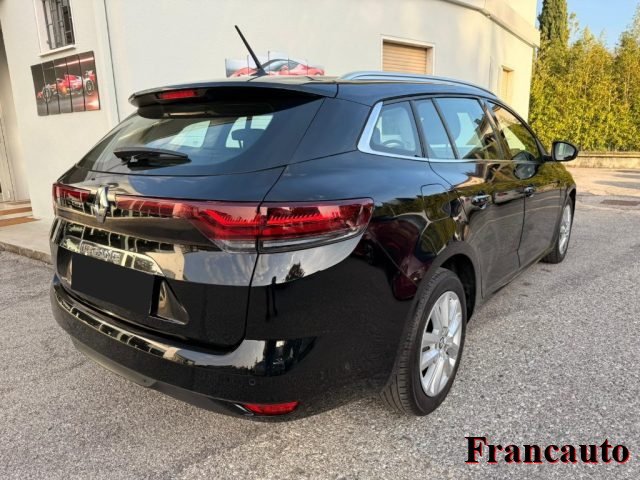 RENAULT Megane usata, con Alzacristalli elettrici