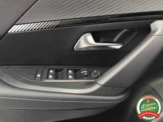 PEUGEOT 2008 usata, con USB