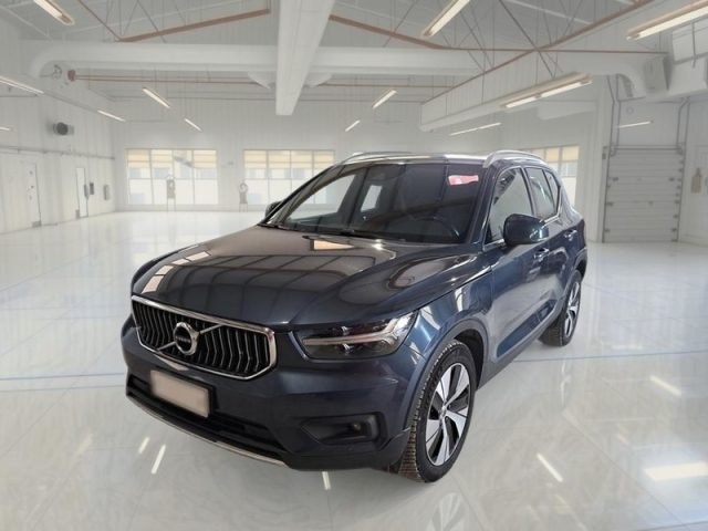 VOLVO XC40 usata, con Fari LED