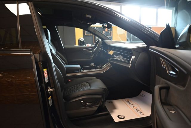 AUDI RS Q8 usata 9