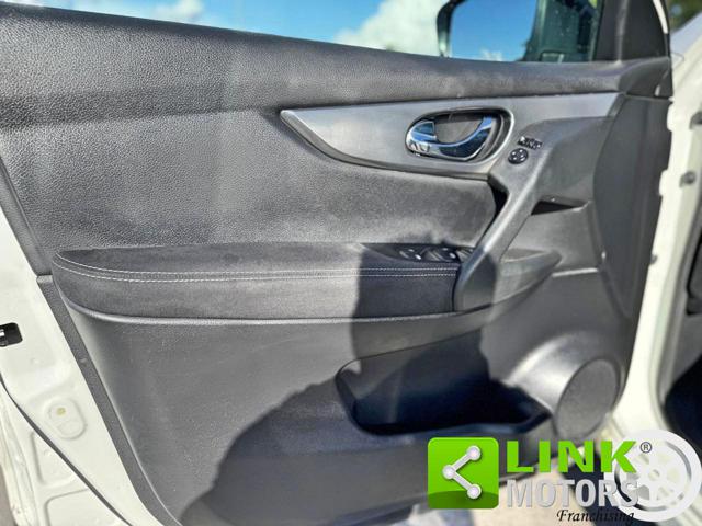 NISSAN Qashqai usata, con Autoradio digitale