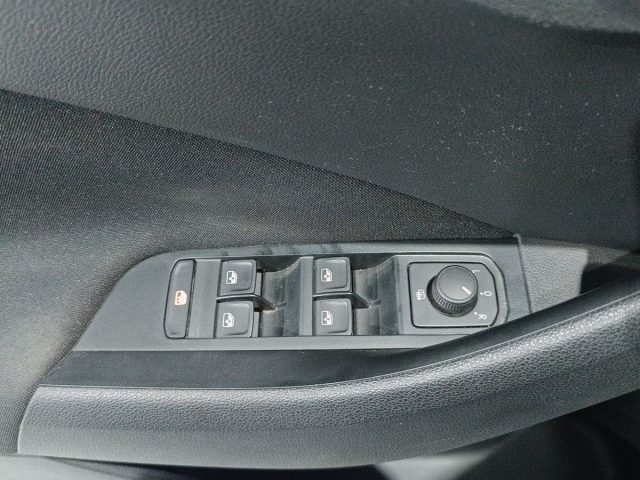 SKODA Kamiq usata, con Autoradio digitale