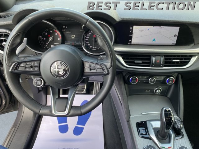 ALFA ROMEO Stelvio usata, con Autoradio