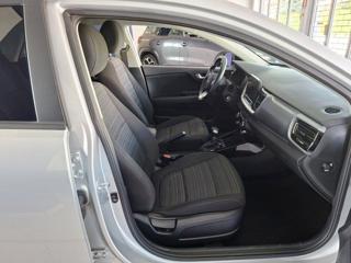 KIA Stonic usata, con Sensori di parcheggio posteriori