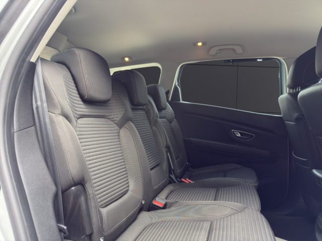 RENAULT Grand Scenic usata, con Touch screen