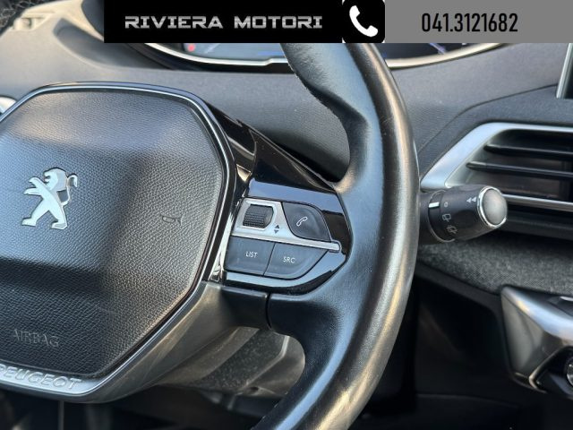 PEUGEOT 3008 usata, con Sistema di navigazione