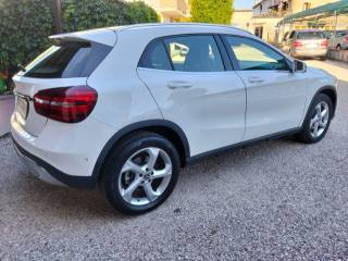 MERCEDES-BENZ GLA 180 usata, con Cerchi in lega