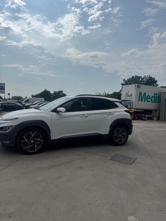 HYUNDAI Kona usata, con Airbag