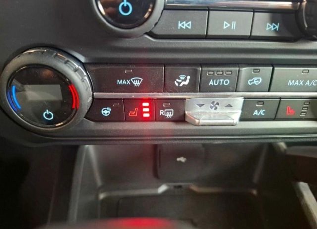 FORD Bronco usata, con Boardcomputer