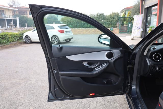 MERCEDES-BENZ C 200 usata, con Chiamata automatica per emergenze