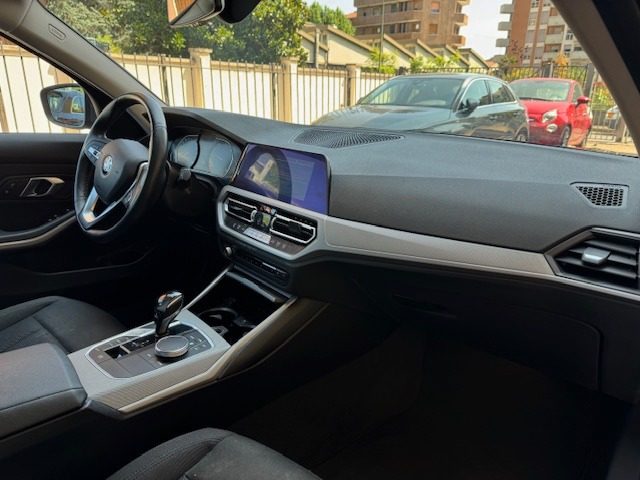 BMW 320 usata, con Cerchi in lega