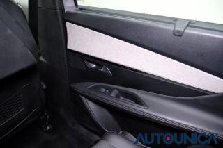 PEUGEOT 5008 usata, con Telecamera per parcheggio assistito