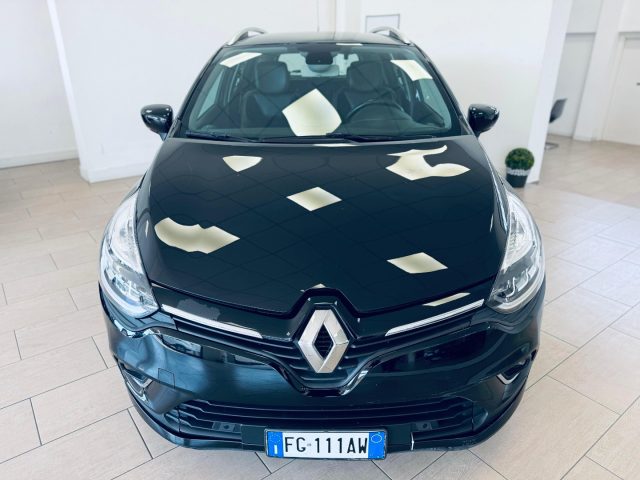 RENAULT Clio usata, con Airbag