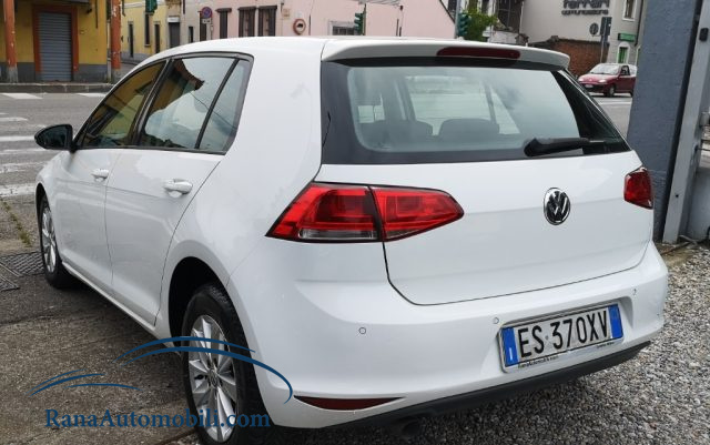 VOLKSWAGEN Golf usata, con Autoradio
