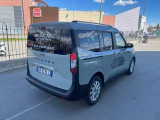 FORD Tourneo Courier usata, con Autoradio