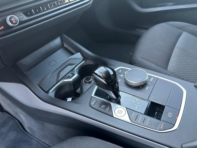 BMW 118 usata, con Sedili riscaldati