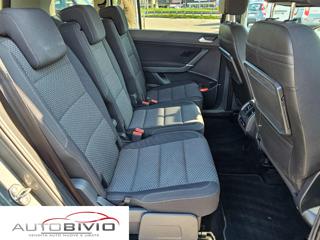 VOLKSWAGEN Touran usata, con Touch screen