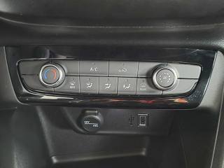 OPEL Corsa usata, con Sensore di luce