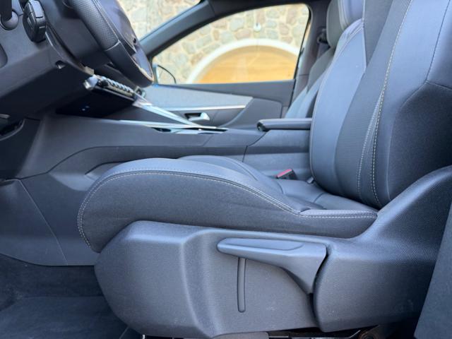 PEUGEOT 3008 usata, con Specchietti laterali elettrici