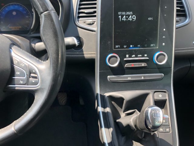 RENAULT Scenic usata 13