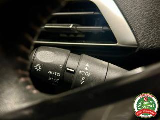 PEUGEOT 3008 usata, con USB