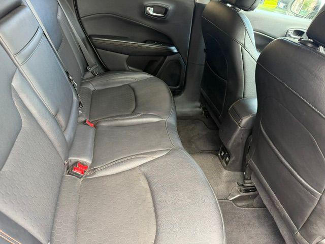 JEEP Compass usata, con Sedile posteriore sdoppiato