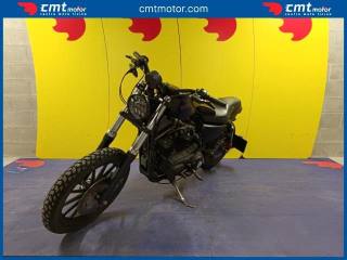 HARLEY-DAVIDSON 883 Iron usata 1