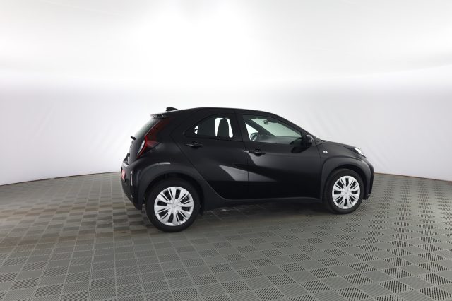 TOYOTA Aygo X usata 2