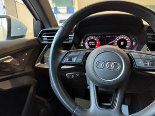 AUDI A3 usata, con Park Distance Control
