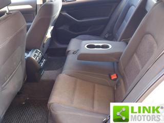 VOLKSWAGEN Passat usata 19