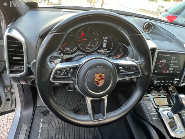 PORSCHE Cayenne usata 20