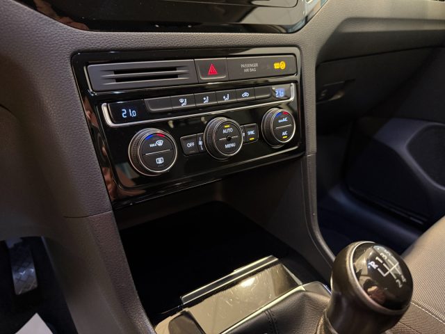 VOLKSWAGEN Golf Sportsvan usata, con ESP