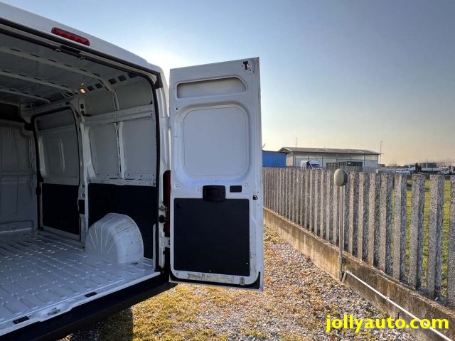 PEUGEOT Boxer usata, con Controllo trazione