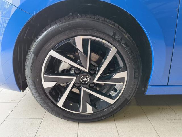 OPEL Corsa usata, con Park Distance Control