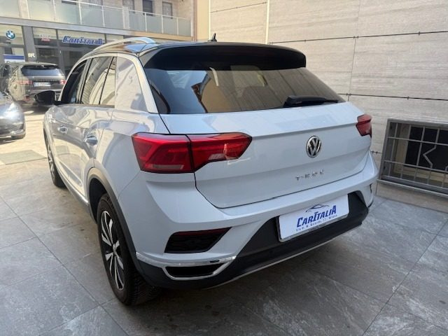 VOLKSWAGEN T-Roc usata, con Autoradio