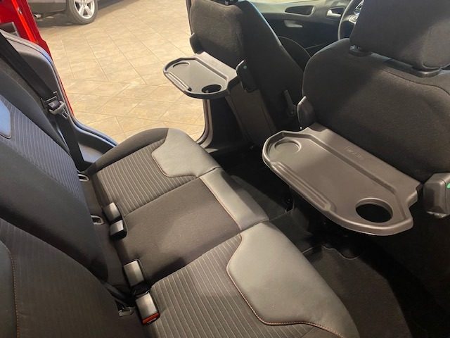 FORD Tourneo Courier usata, con Cronologia tagliandi