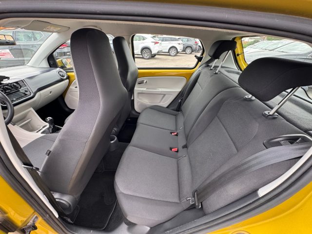 VOLKSWAGEN up! usata, con Climatizzatore